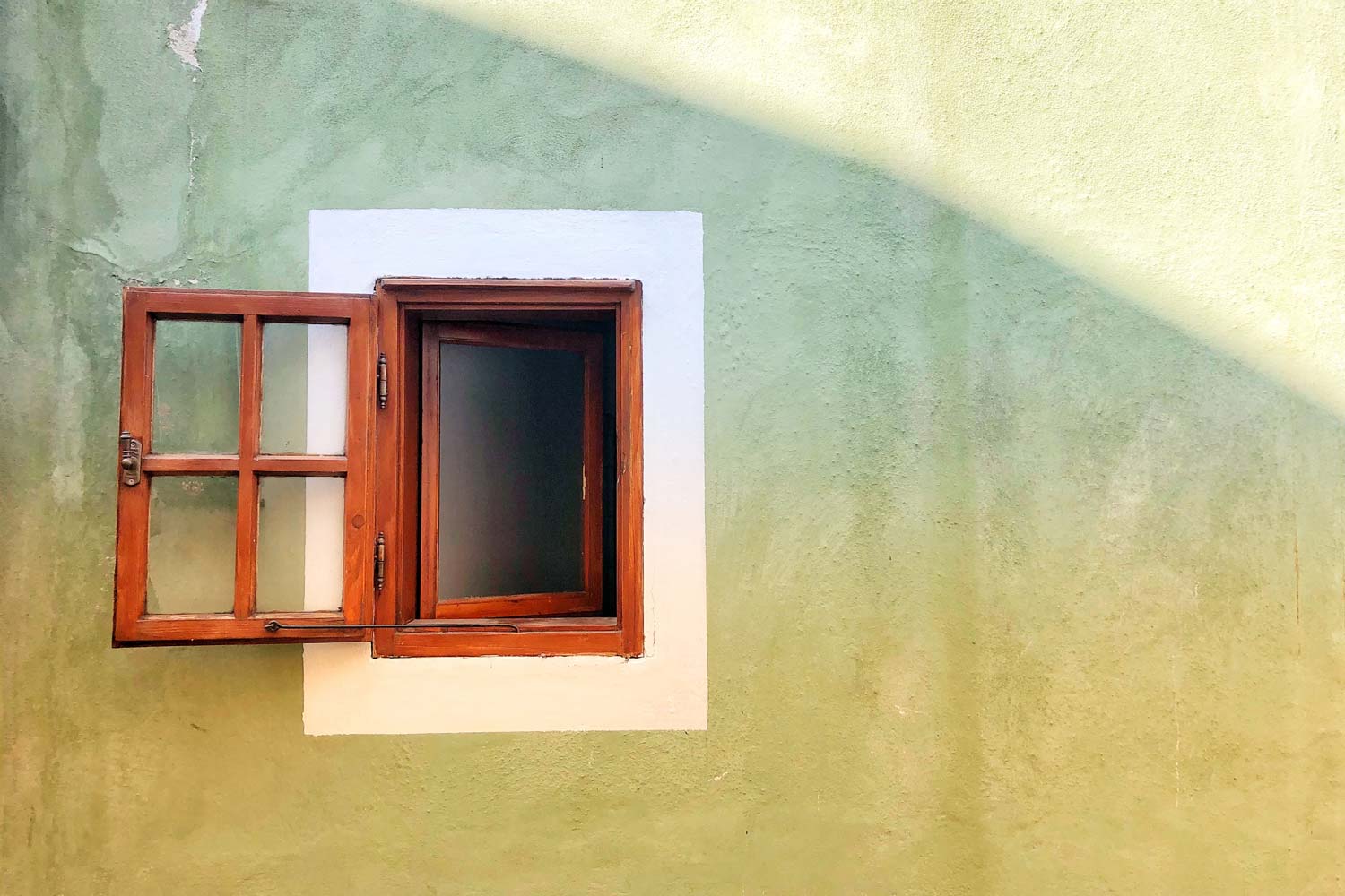Wills through windows